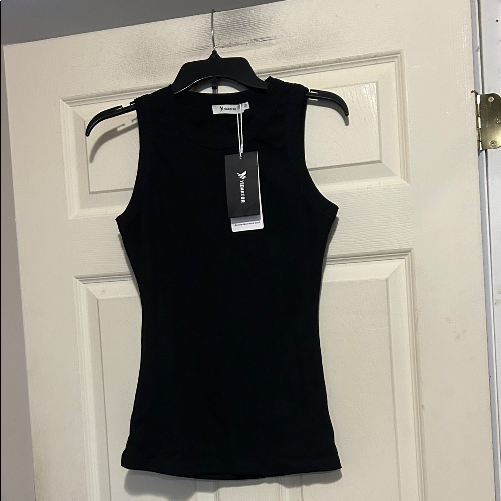 Yidarton Black Tank Top Size Medium